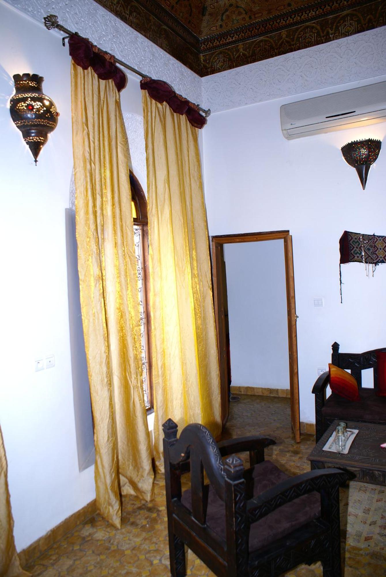 Riad Attarine Fès Dış mekan fotoğraf